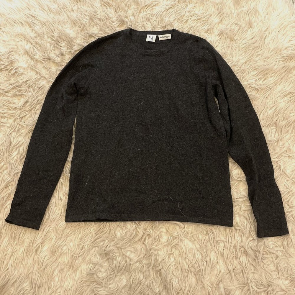 Long Sleeve/Sweater Top